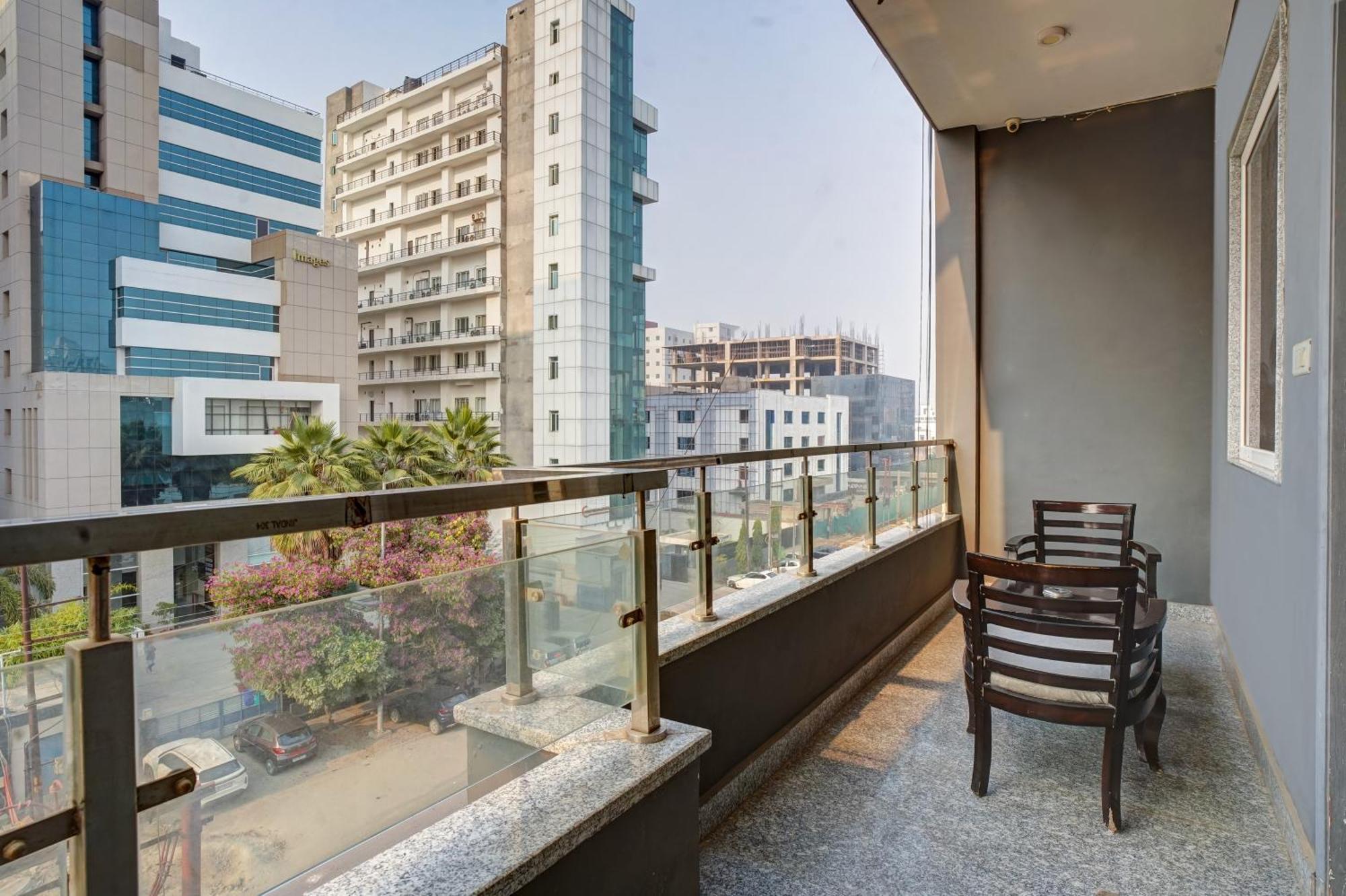 Hotel Noida Express Экстерьер фото